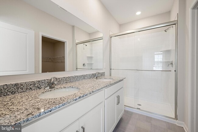 Building Photo - 114 Clerkenwell Dr