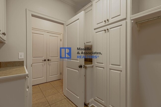 Building Photo - 4 Bed/3 Bath home Ashbrooke Subdivision Madison MS
