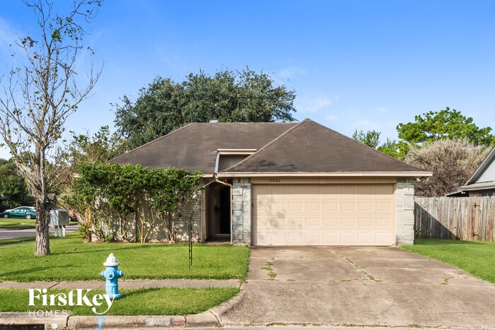 Primary Photo - 17026 Enchanted Cir E