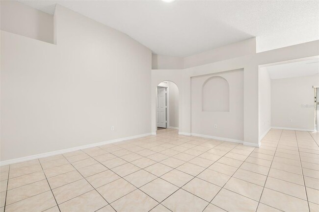 Building Photo - 624 Blake Ave