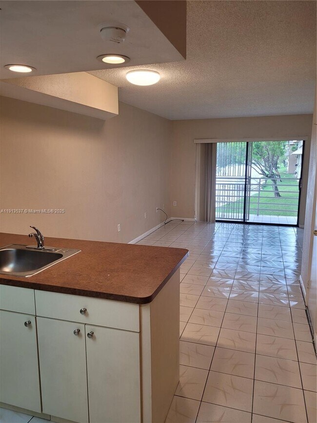 Building Photo - 5942 W 26th Ave