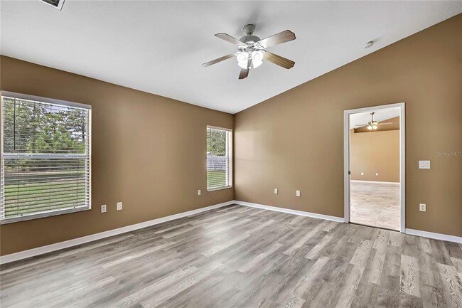 Building Photo - 12320 Papercraft Ave