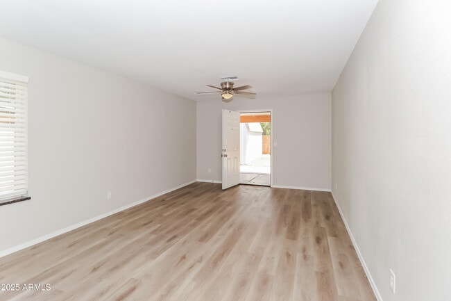 Building Photo - 555 N Elm