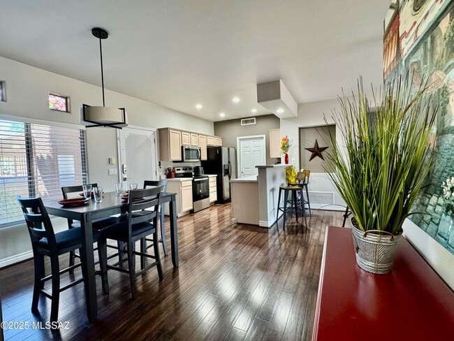 Building Photo - 655 W Vistoso Highlands Dr