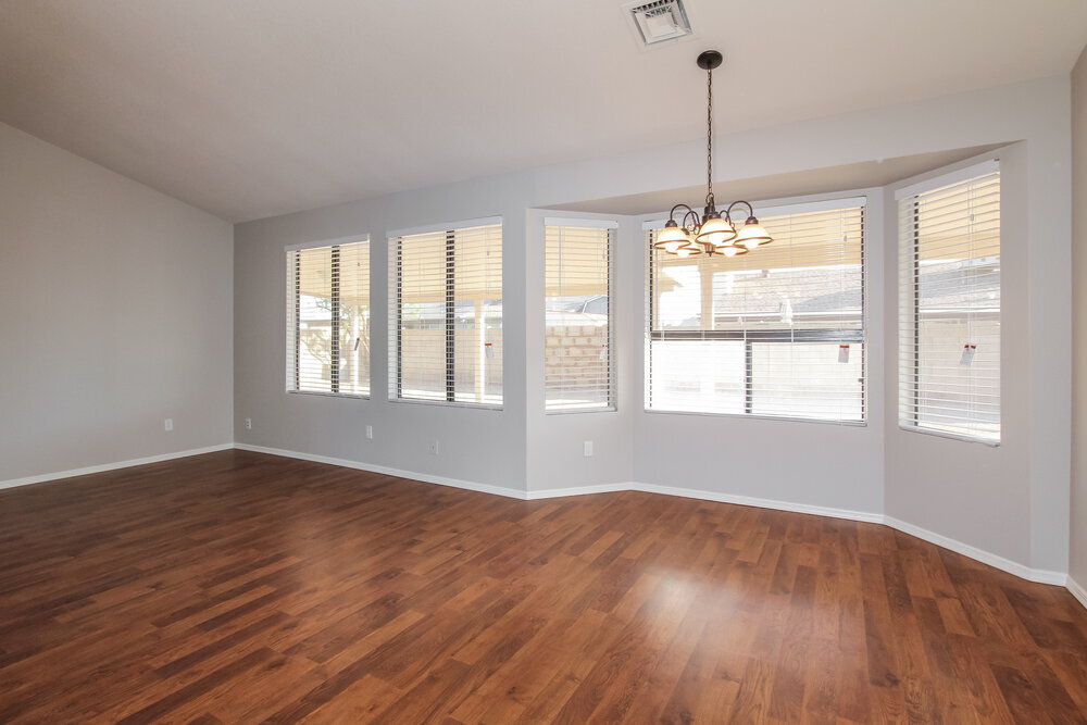 Building Photo - 5215 W Diana Ave