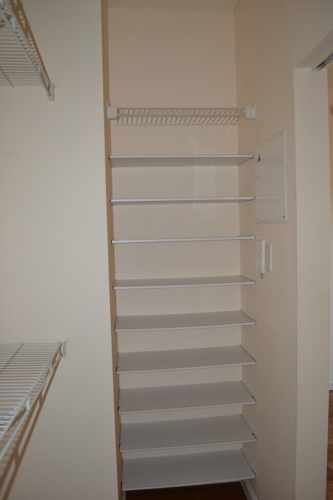 Building Photo - 4506 SW 160th Ave