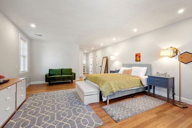 Building Photo - 41 Peach Orchard Rd