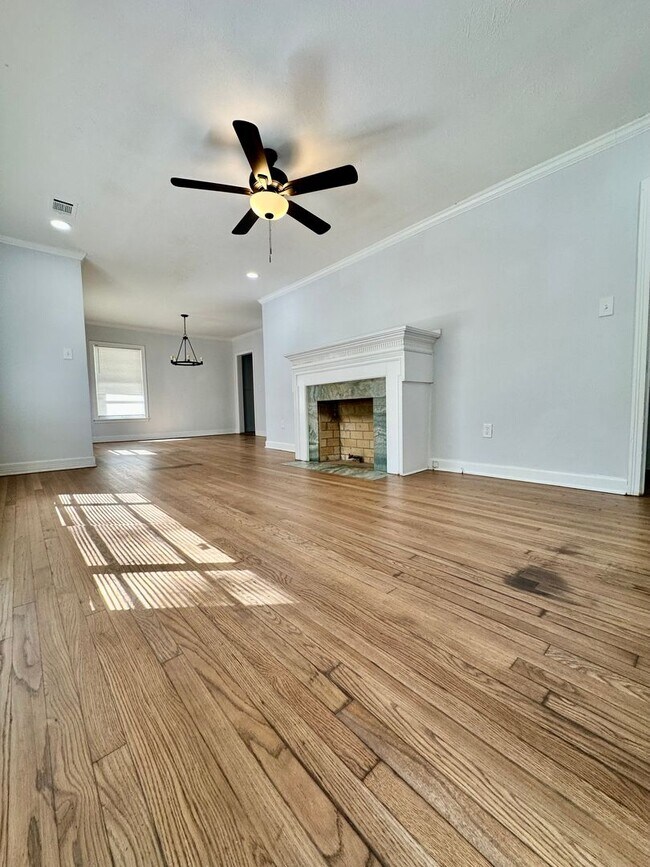 Beautiful Newly Renovated Home in North Ja... 1026 Meadow Heights Dr