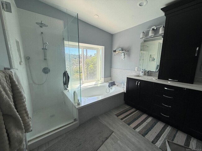 Building Photo - 4155 Caminito Cassis