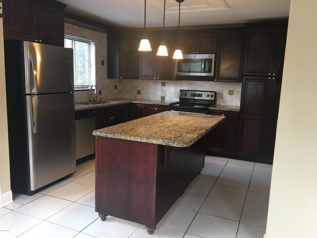 Building Photo - 132 Tern Ct