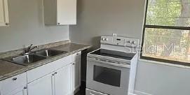 Building Photo - 1320 18th Ave S