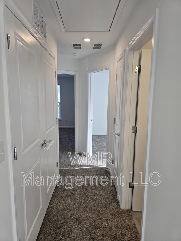 Building Photo - 1846 Teachers House Rd NW