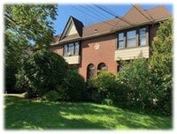 Building Photo - Fairfield Gables At Mineola