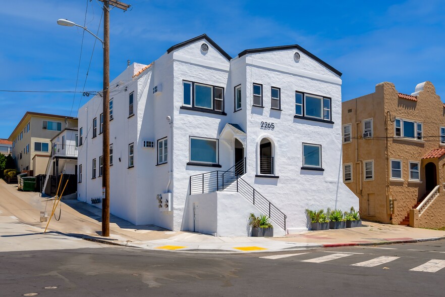 Primary Photo - Curlew and Juniper Apartments