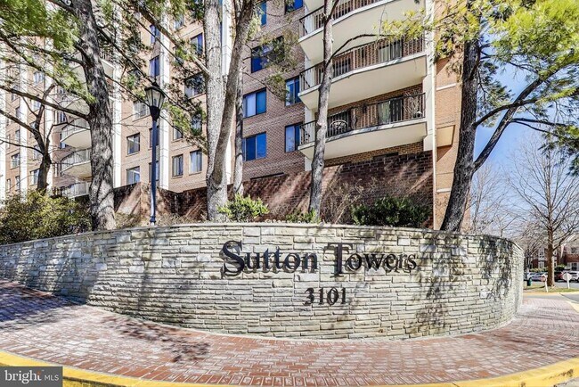 Building Photo - 3101 New Mexico Ave NW