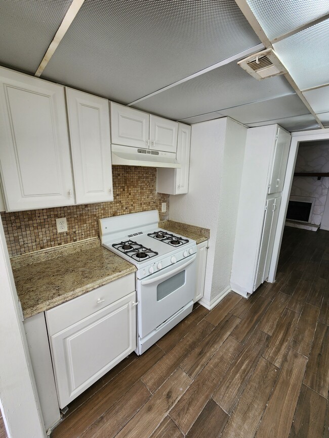 Building Photo - 6399 Baker Ct