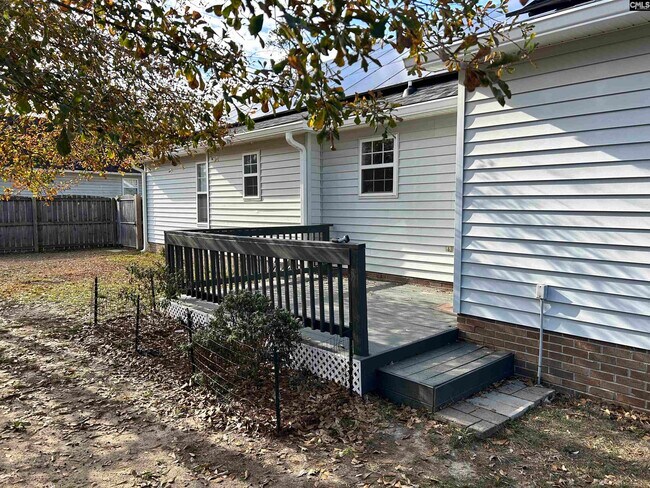 Building Photo - 21 Rosepine Dr