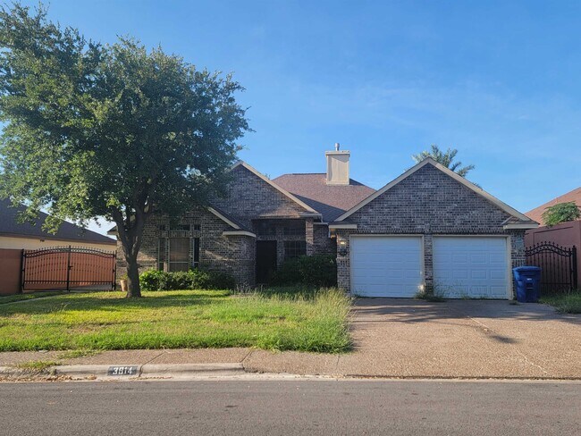 Primary Photo - 3814 Crestwind Dr