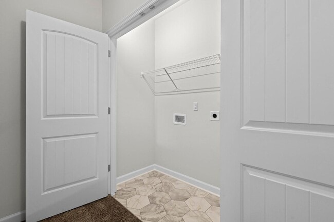 Building Photo - Townhouse For Rent in Holly Ridge