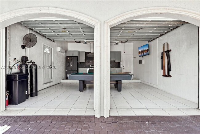 Building Photo - 8254 NW 165th St