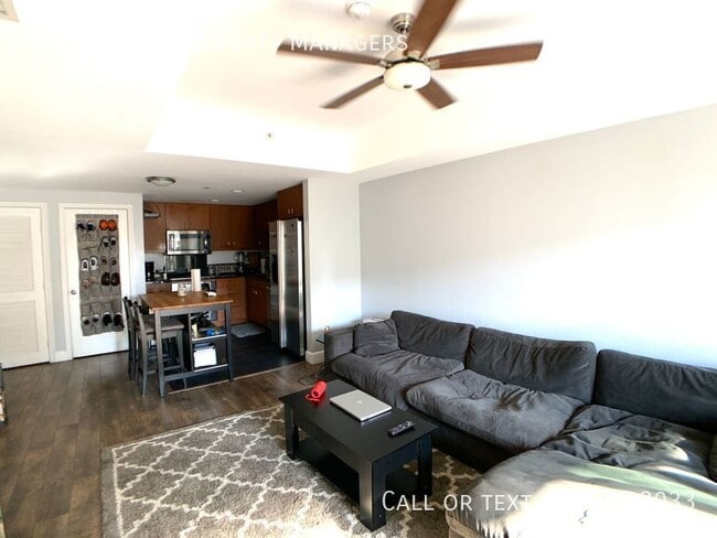 Building Photo - 875 G St