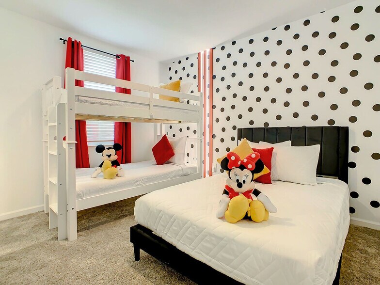 Building Photo - 8861 Cabot Cliffs Dr