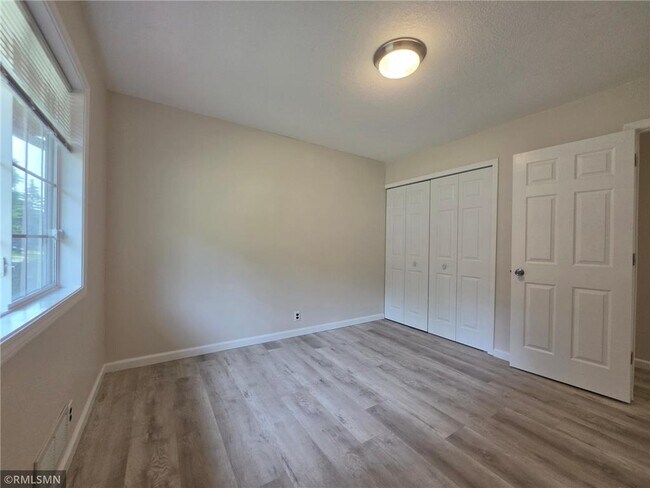 Building Photo - 1306 Woodhill Rd
