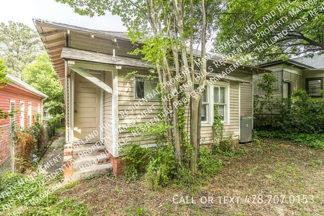 Building Photo - 1374 Ross St