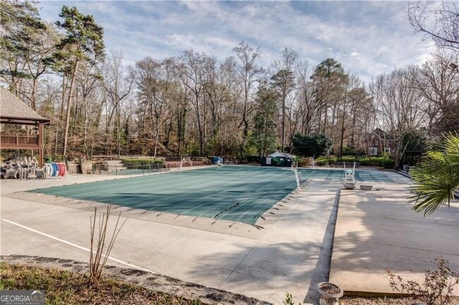 Building Photo - 311 Delmont Dr NE