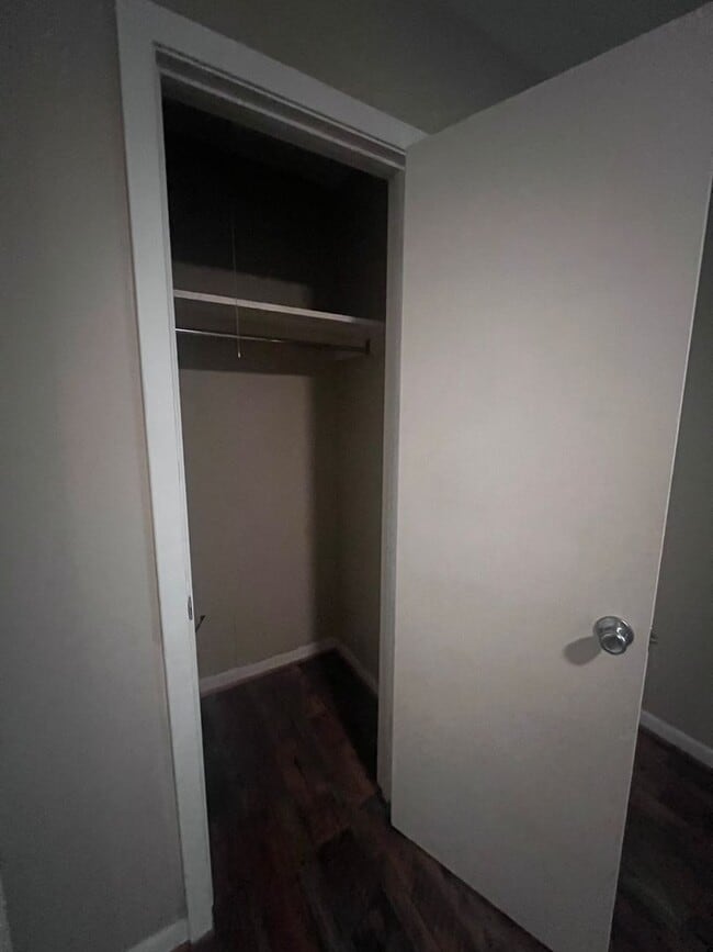 Building Photo - 114 Apache Dr