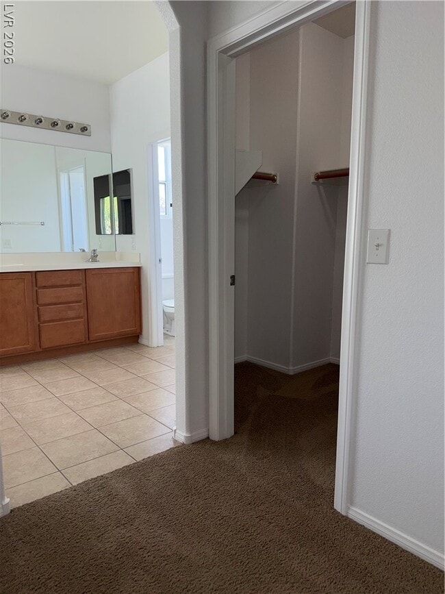 Building Photo - 10519 Allegrini Dr
