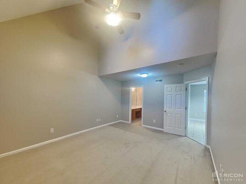 Building Photo - 2023 Westminster Ln