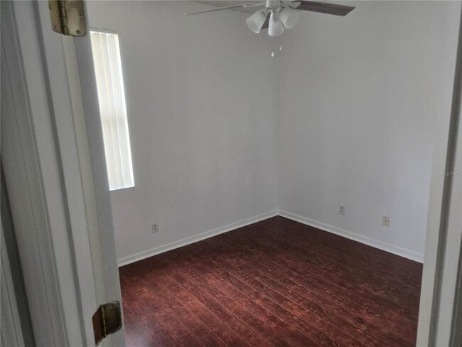 Building Photo - 4939 Solimartin Dr