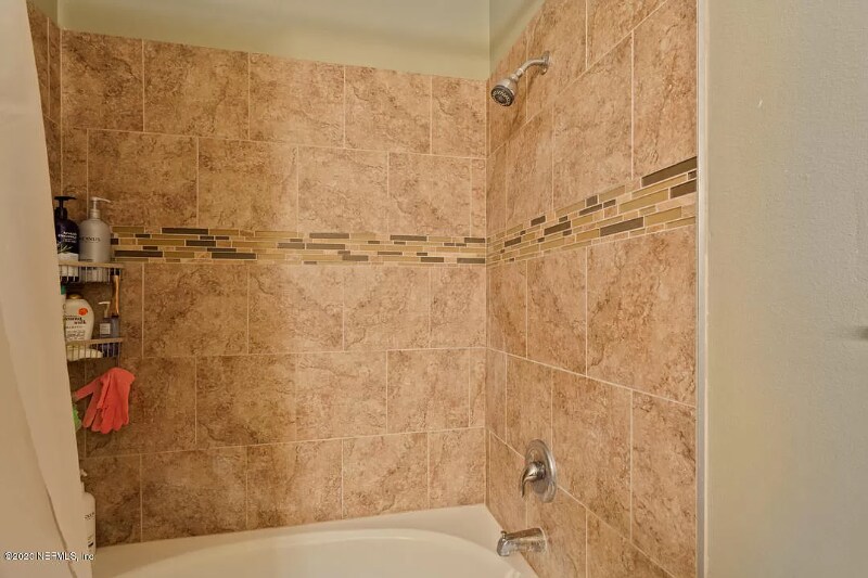 Building Photo - 211 Colima Ct