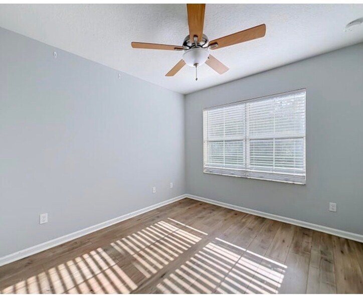 Building Photo - 57 Atwell Dr