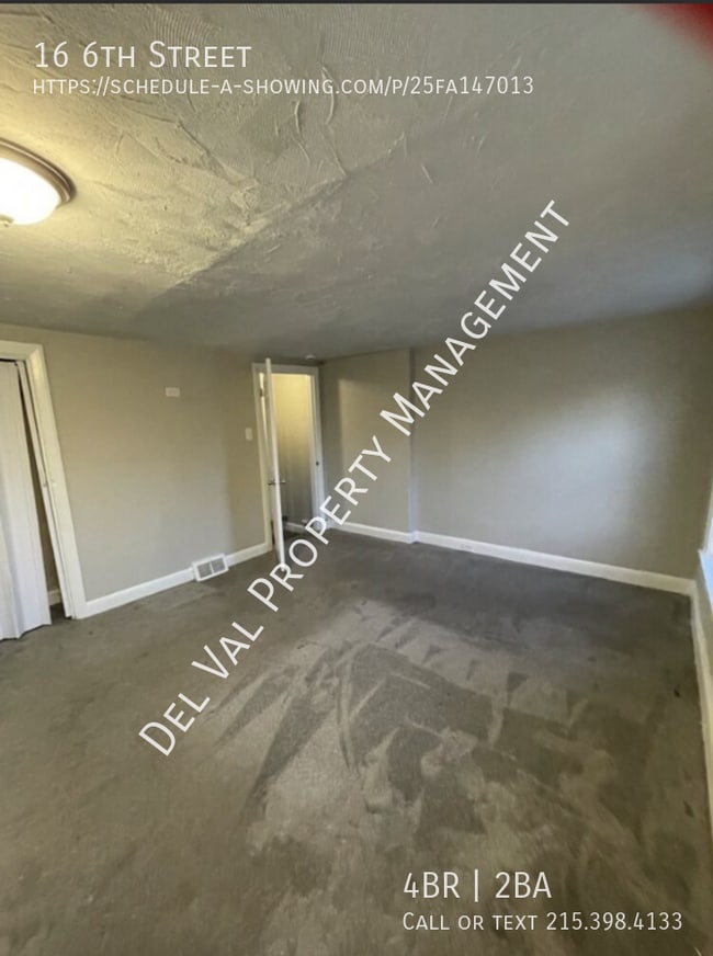 Building Photo - 16 6th St