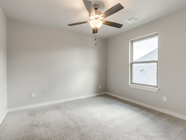 Building Photo - 14525 Rochefort Ln