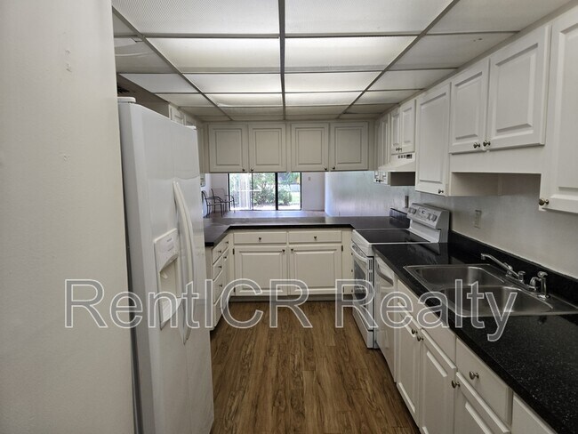 Building Photo - 3505 Tarpon Woods Blvd
