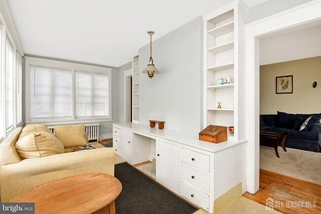 Building Photo - 3728 US-1