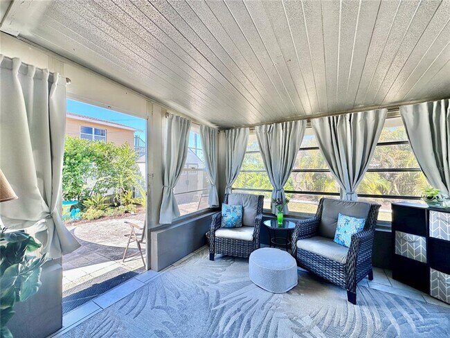 Building Photo - 5417 Jersey Ave S