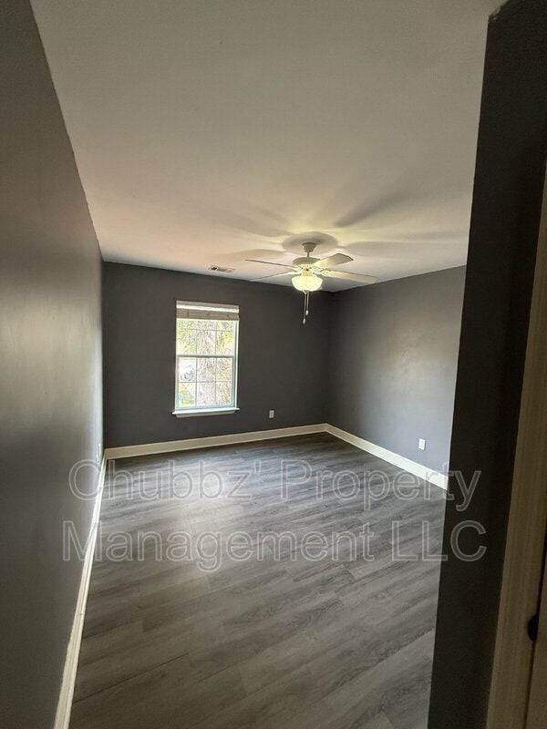 Building Photo - 4 Kaminsky Ln