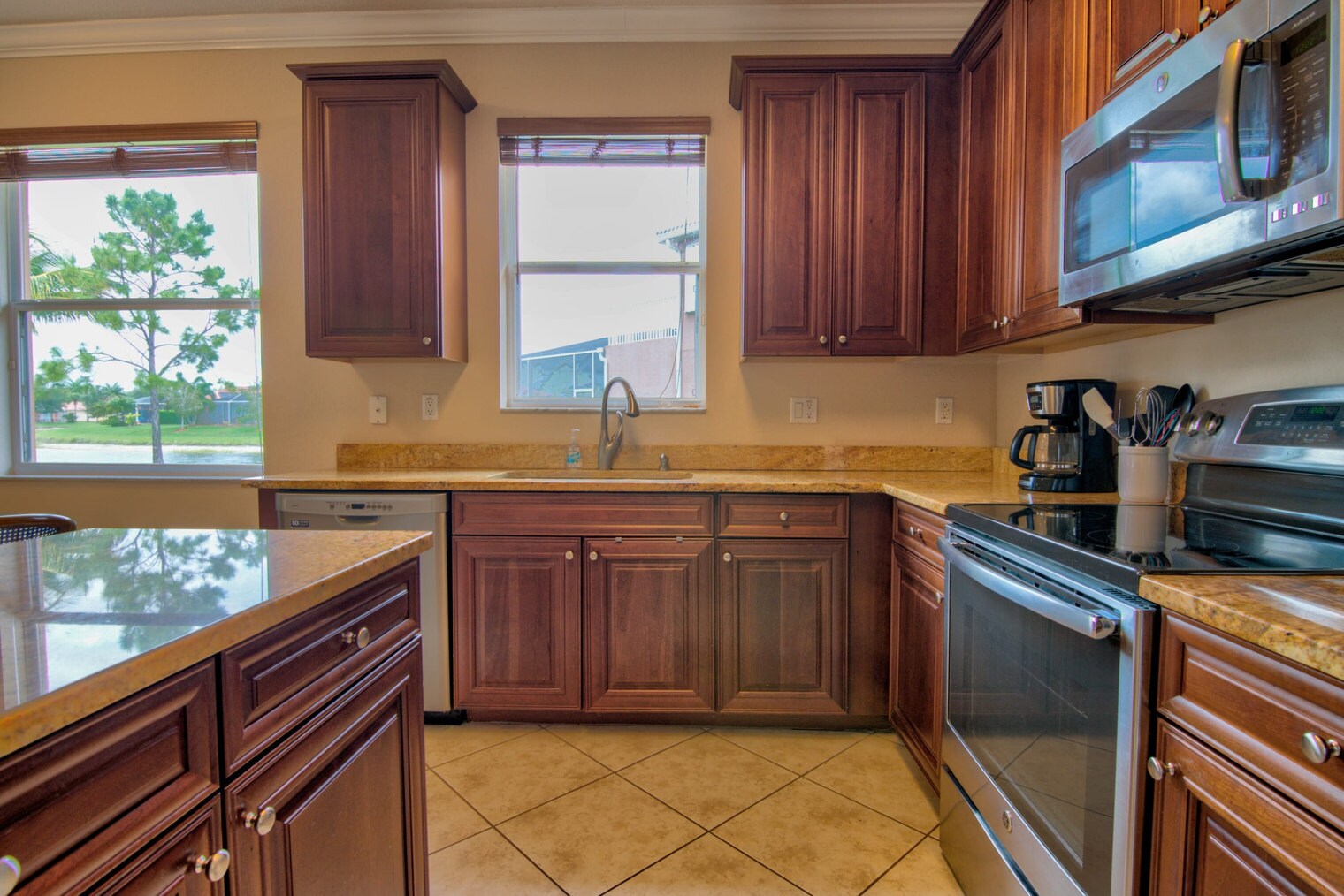 Building Photo - 14678 Fern Lake Ct