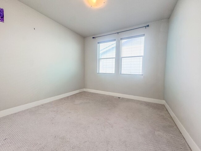 Building Photo - New 4 bed with bedroom and bath on main floor