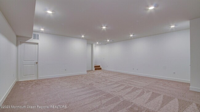 Building Photo - 101 Pilot St