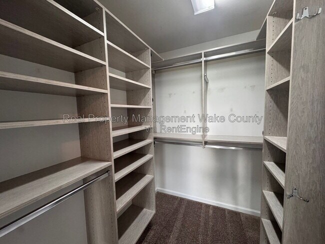 Building Photo - 11701 Coppergate Dr