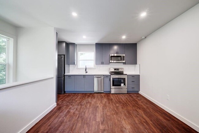 Building Photo - 4718 Depew Ave
