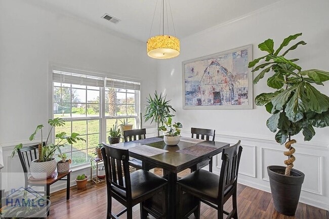 Building Photo - 146 Auburn Cir