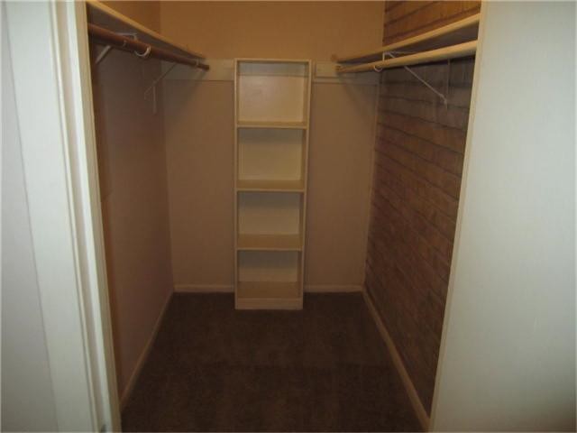 Building Photo - 701 Foster Dr