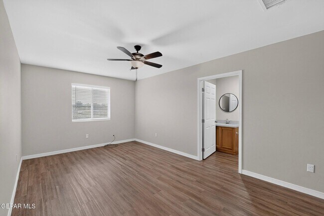 Building Photo - 1483 O Sullivan Dr