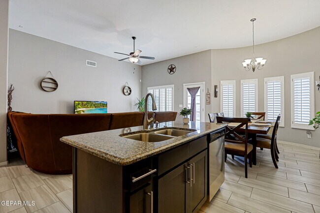 Building Photo - 14969 Brandon Wolfram Ct